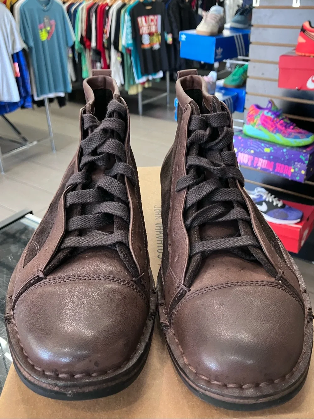 John Varvatos Chukka Lace Up Leather Suede Dark Brown Size 9.5